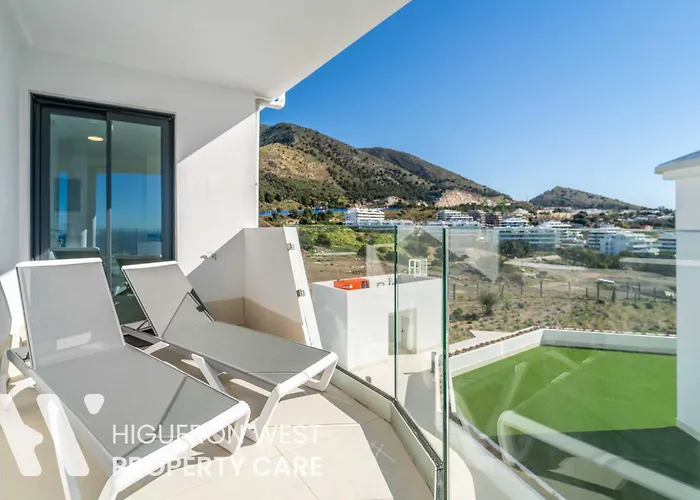 Lomas Higueron Collection - The Lomas Horizon By Hwpc